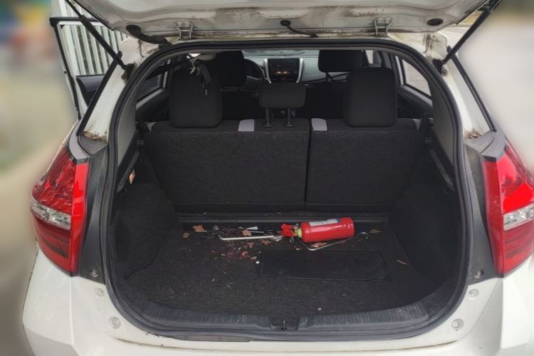 Used Toyota YARiS L Zhi Xuan 2020 1.5L CVT Leading Edition Trunk