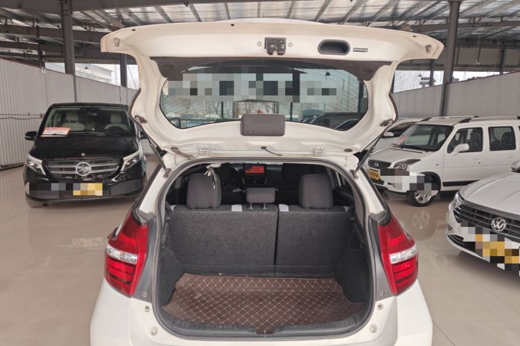 Used Toyota YARiS L Zhi Xuan 2020 1.5L CVT Leading Edition Trunk
