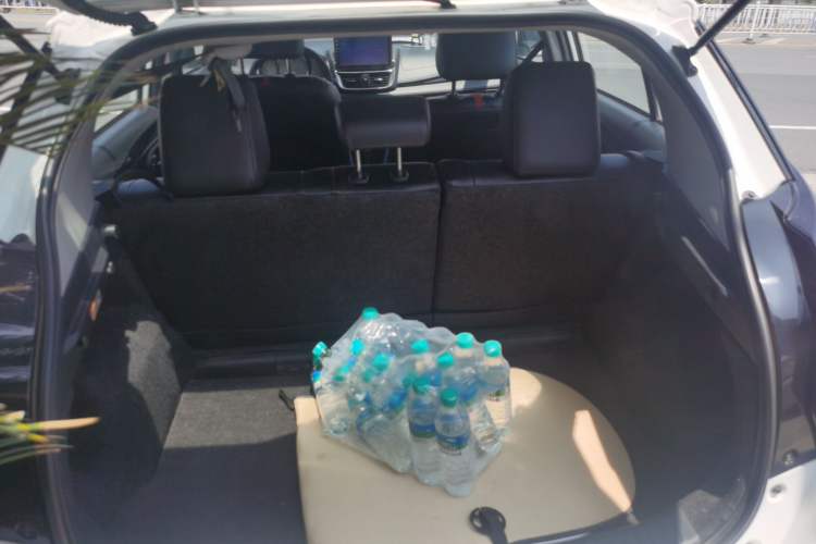 Used Toyota YARiS L Zhi Xuan 2020 X-Trail X 1.5L CVT Luxury Edition Trunk