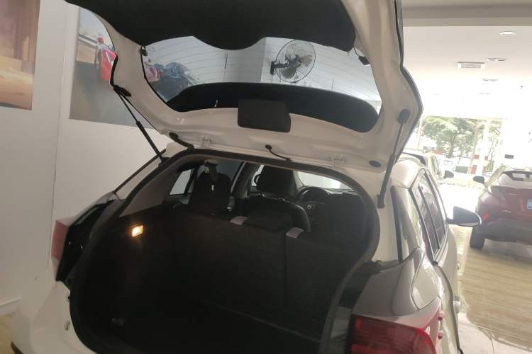 Used Toyota YARiS L Zhi Xuan 2020 X-Trail X 1.5L CVT Leading Edition Trunk