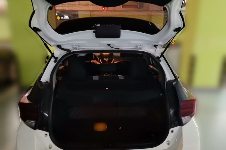 Used Toyota YARiS L Zhi Xuan 2020 X-Trail X 1.5L CVT Leading Edition Trunk
