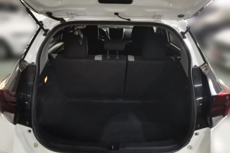 Used Toyota YARiS L Zhi Xuan 2020 X-Trail X 1.5L CVT Leading Edition Trunk