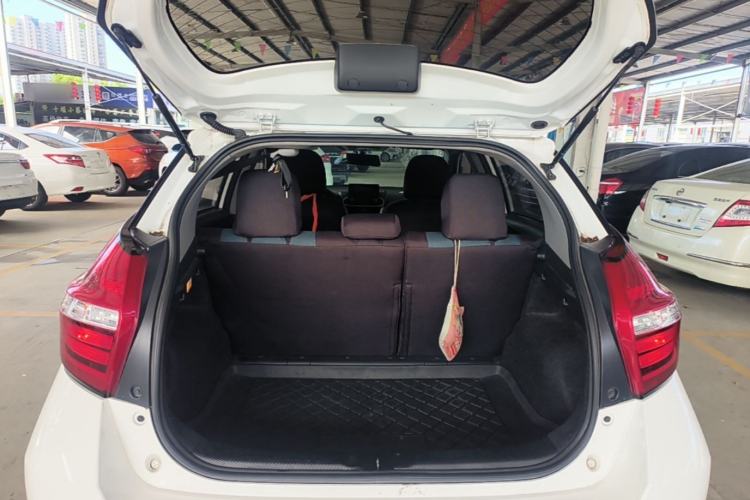 Used Toyota YARiS L Zhi Xuan 2020 1.5L CVT Leading Edition Trunk