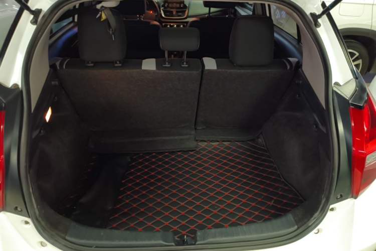 Used Toyota YARiS L Zhi Xuan 2020 1.5L CVT Leading Edition Trunk