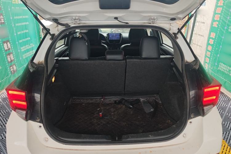 Used Toyota YARiS L Zhi Xuan 2020 X-Trail X 1.5L CVT Leading Edition Trunk