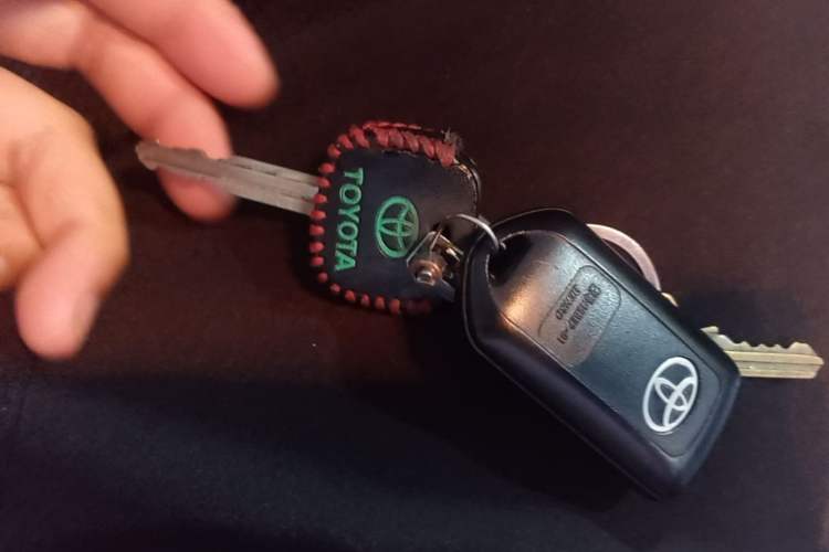 Used Toyota YARiS L Zhi Xuan 2020 X-Trail X 1.5L CVT Leading Edition Vehicle Key