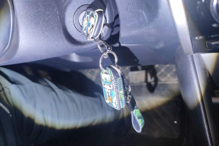 Used Toyota YARiS L Zhi Xuan 2020 X-Trail X 1.5L CVT Luxury Edition Vehicle Key