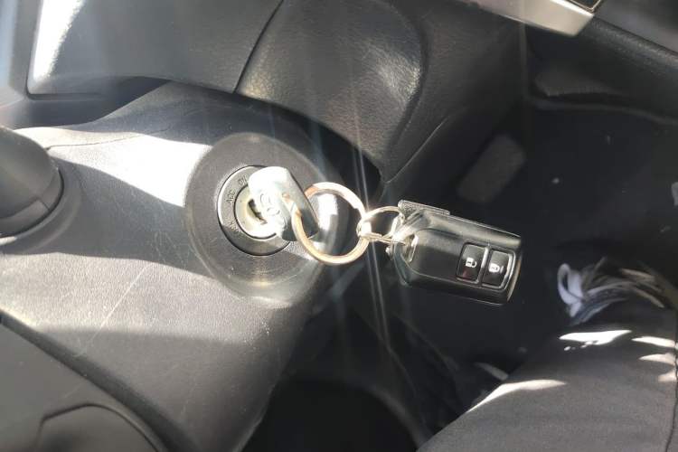 Used Toyota YARiS L Zhi Xuan 2020 1.5L CVT Leading Edition Vehicle Key