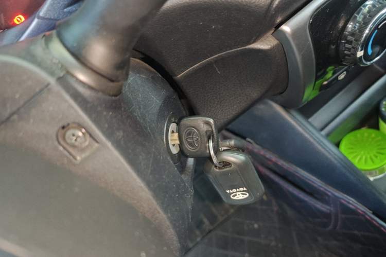 Used Toyota YARiS L Zhi Xuan 2020 1.5L CVT Leading Edition Vehicle Key