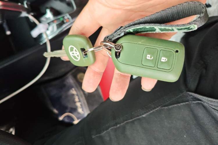 Used Toyota YARiS L Zhi Xuan 2020 X-Trail X 1.5L CVT Leading Edition Vehicle Key