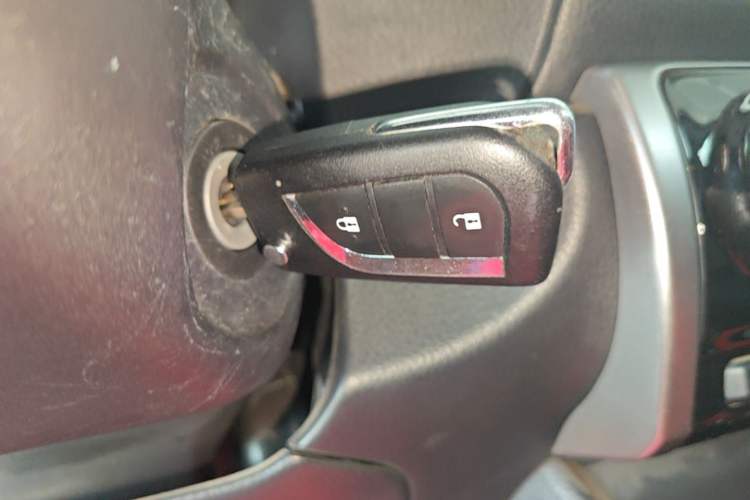 Used Toyota YARiS L Zhi Xuan 2020 1.5L CVT Leading Edition Vehicle Key
