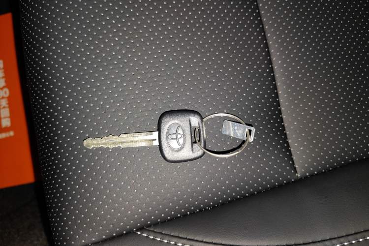 Used Toyota YARiS L Zhi Xuan 2020 1.5L CVT Leading Edition Vehicle Key