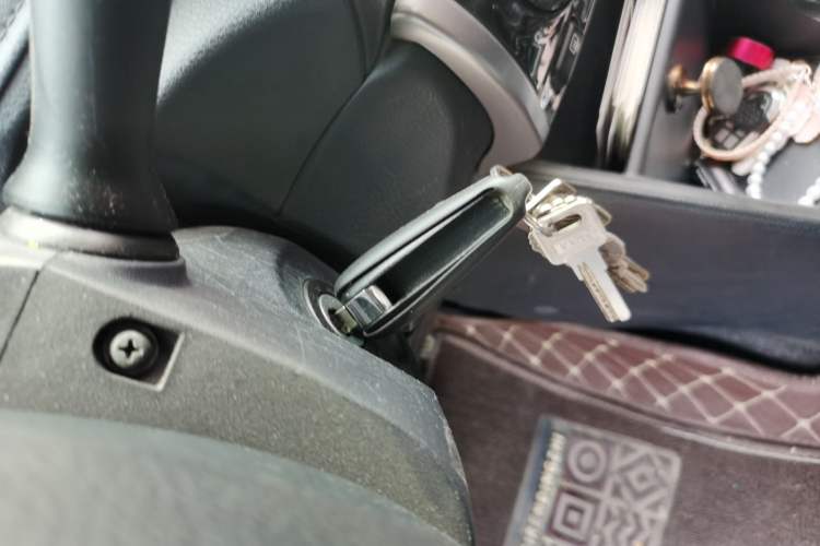 Used Toyota YARiS L Zhi Xuan 2020 1.5L CVT Luxury Edition Vehicle Key