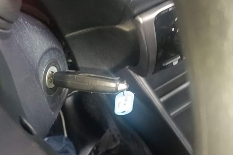 Used Toyota YARiS L Zhi Xuan 2020 1.5L CVT Leading Edition Vehicle Key