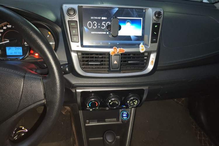 Used Toyota YARiS L Zhi Xuan 2020 1.5L CVT Leading Edition Audio And AC Panel