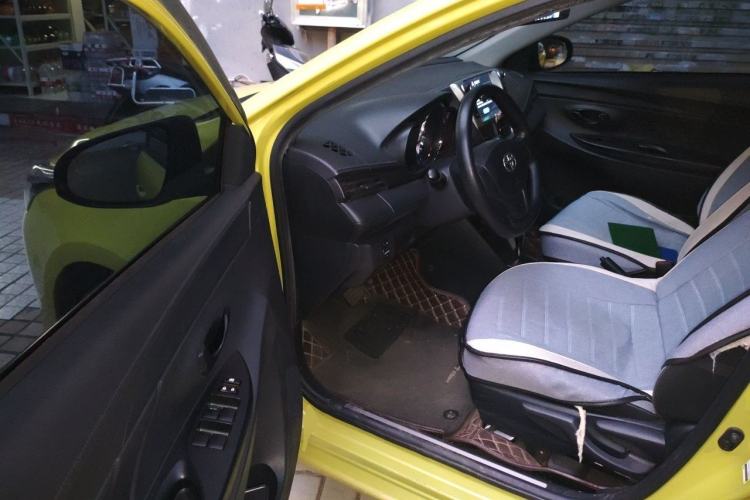 Used Toyota YARiS L Zhi Xuan 2020 1.5L CVT Leading Edition Driver Seat