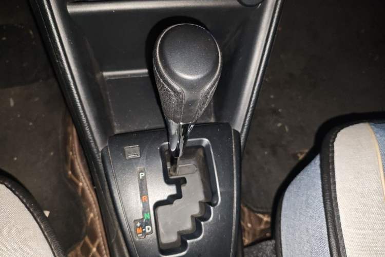 Used Toyota YARiS L Zhi Xuan 2020 1.5L CVT Leading Edition Gear Lever