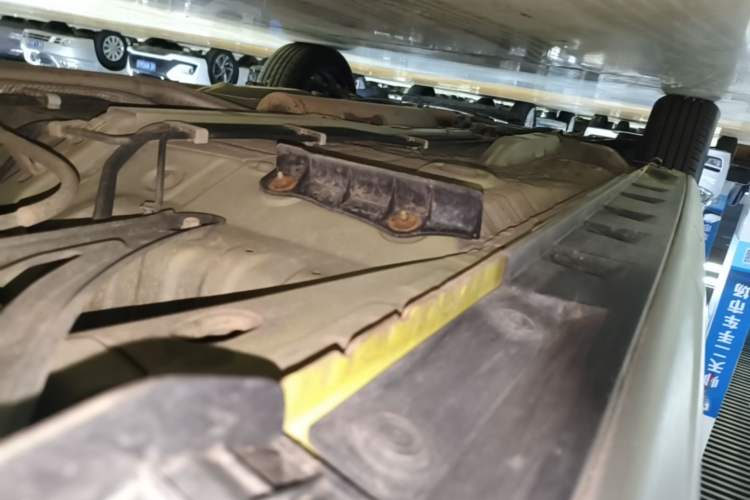 Used Toyota YARiS L Zhi Xuan 2020 X-Trail X 1.5L CVT Leading Edition Left Side Sill