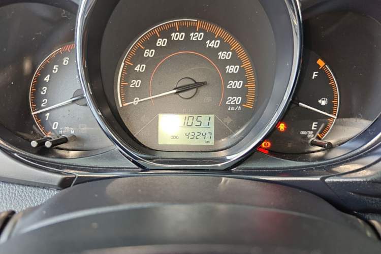 Used Toyota YARiS L Zhi Xuan 2020 X-Trail X 1.5L CVT Leading Edition Odometer Close Up