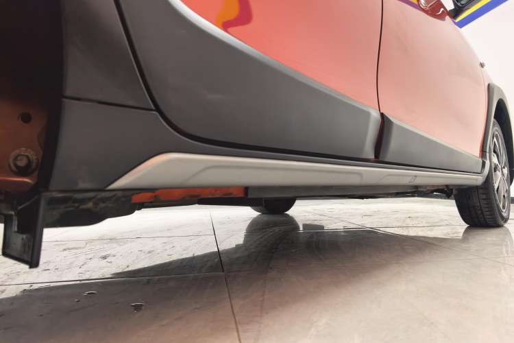 Used Toyota YARiS L Zhi Xuan 2020 X-Trail X 1.5L CVT Leading Edition Right Side Sill