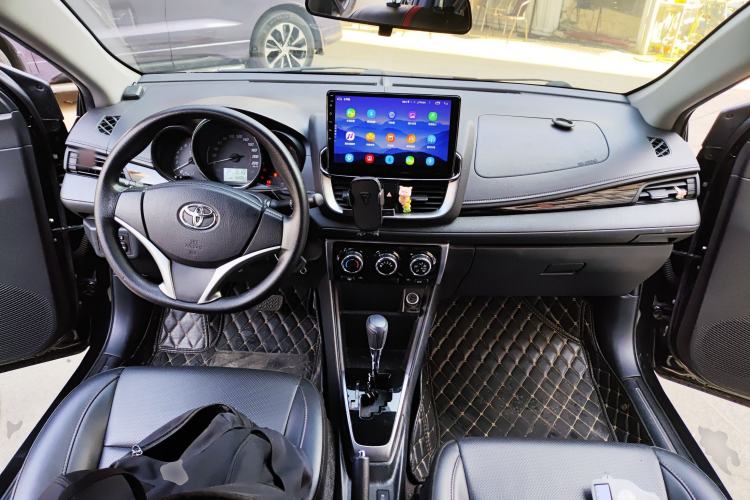 Used Toyota YARiS L Zhi Xuan 2021 X-Trail 1.5L CVT Luxury Edition Center Console