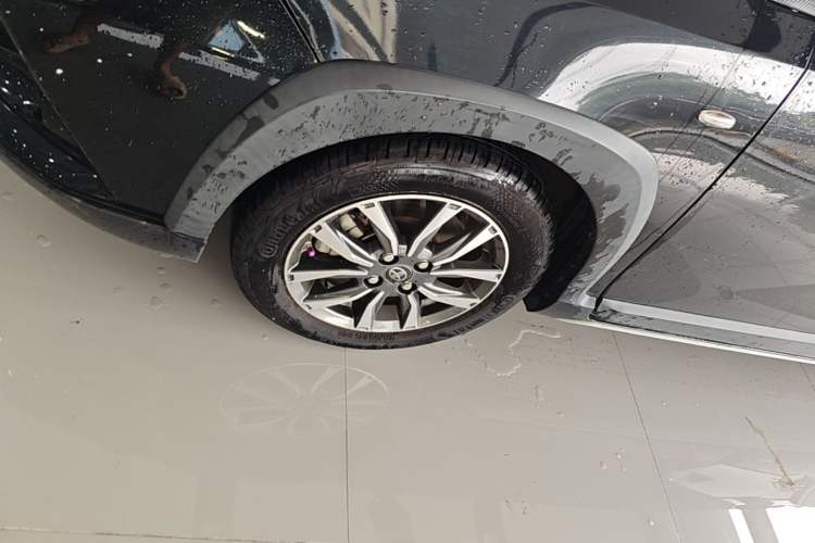 Used Toyota YARiS L Zhi Xuan 2021 X-Trail X 1.5L CVT Prestige Edition Left Front Wheel Hub