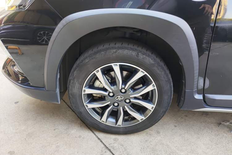 Used Toyota YARiS L Zhi Xuan 2021 X-Trail 1.5L CVT Luxury Edition Left Front Wheel Hub