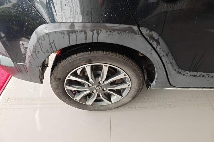Used Toyota YARiS L Zhi Xuan 2021 X-Trail X 1.5L CVT Prestige Edition Right Rear Wheel Hub
