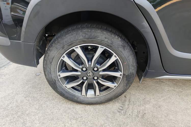 Used Toyota YARiS L Zhi Xuan 2021 X-Trail 1.5L CVT Luxury Edition Right Rear Wheel Hub