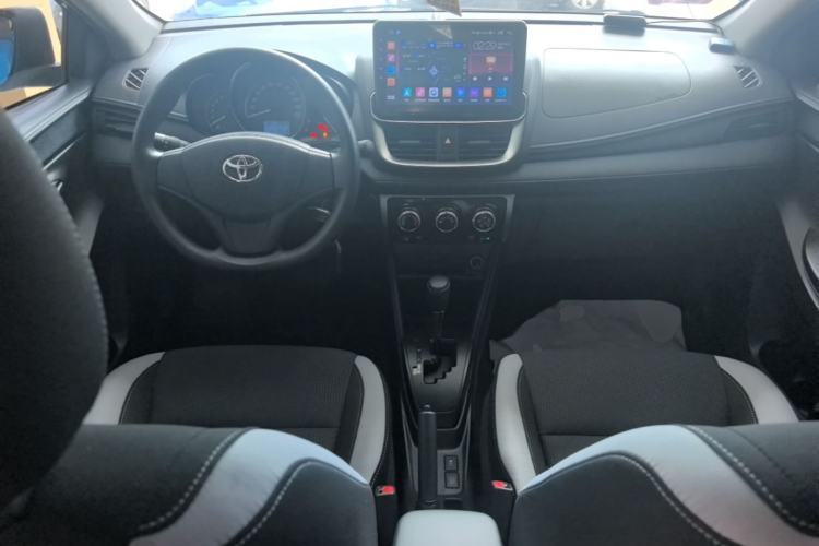 Used Toyota YARiS L Zhi Xuan 2021 1.5L CVT Leading Edition Center Console