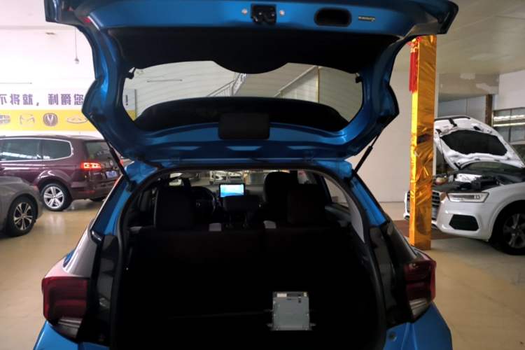 Used Toyota YARiS L Zhi Xuan 2021 X-Trail 1.5L CVT Leading Edition Trunk