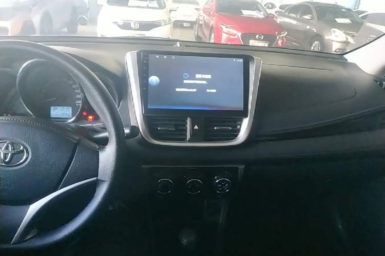 Used Toyota YARiS L Zhi Xuan 2021 X-Trail 1.5L CVT Luxury Edition Center Console