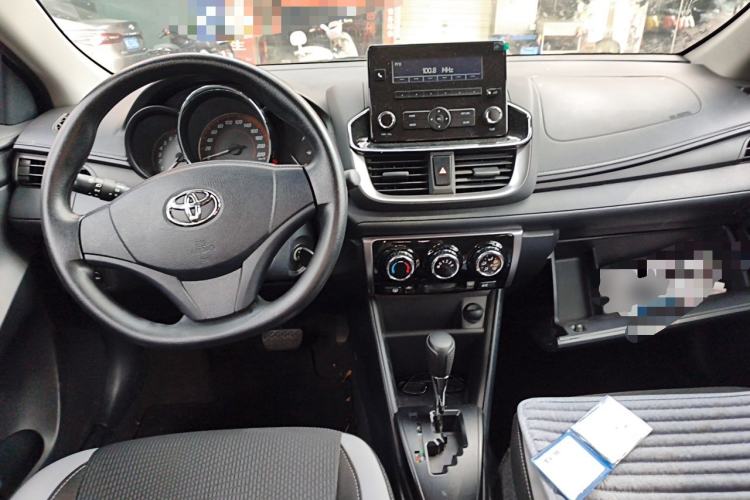 Used Toyota YARiS L Zhi Xuan 2021 X-Trail 1.5L CVT Leading Edition Center Console