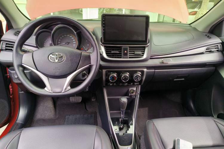 Used Toyota YARiS L Zhi Xuan 2021 X-Trail 1.5L CVT Luxury Edition Center Console