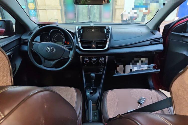 Used Toyota YARiS L Zhi Xuan 2021 X-Trail 1.5L CVT Leading Edition Center Console