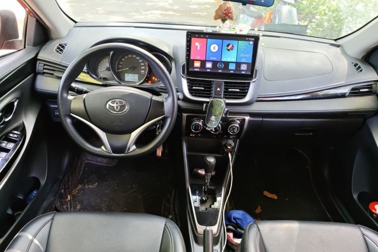 Used Toyota YARiS L Zhi Xuan 2021 X-Trail 1.5L CVT Luxury Edition Center Console