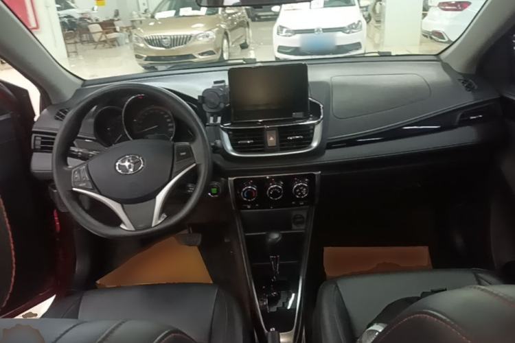 Used Toyota YARiS L Zhi Xuan 2021 X-Trail X 1.5L CVT Prestige Edition Center Console