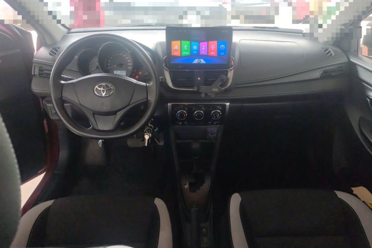 Used Toyota YARiS L Zhi Xuan 2021 1.5L CVT Leading Edition Center Console
