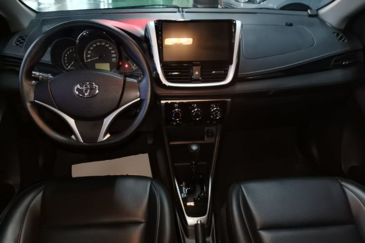 Used Toyota YARiS L Zhi Xuan 2021 X-Trail 1.5L CVT Luxury Edition Center Console