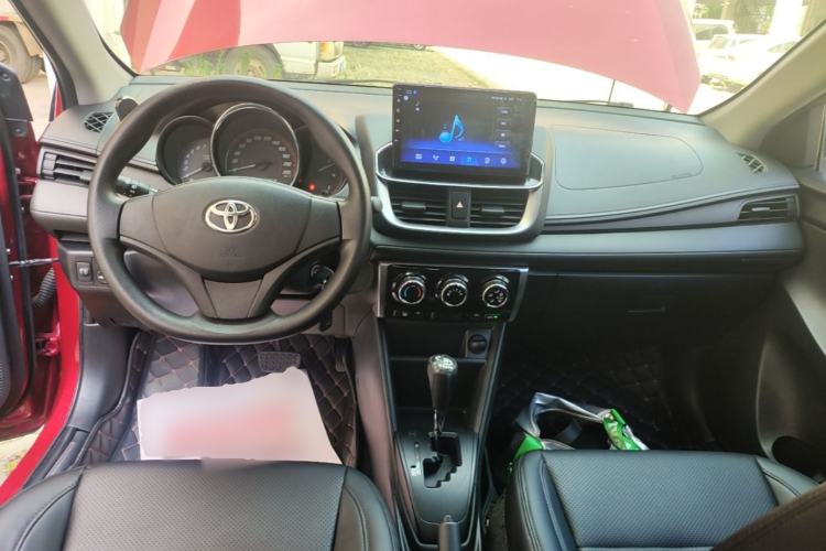 Used Toyota YARiS L Zhi Xuan 2021 X-Trail 1.5L CVT Leading Edition Center Console