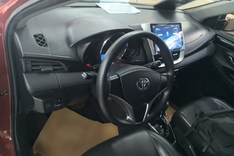 Used Toyota YARiS L Zhi Xuan 2021 X-Trail 1.5L CVT Luxury Edition Center Console
