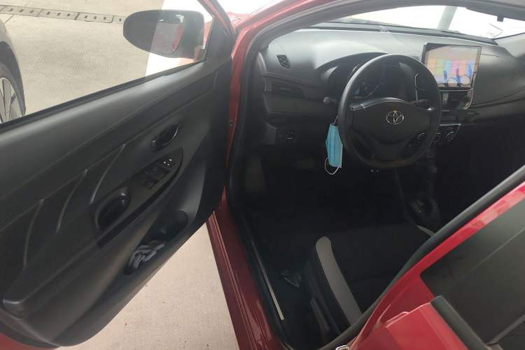 Used Toyota YARiS L Zhi Xuan 2021 1.5L CVT Leading Edition Driver Seat