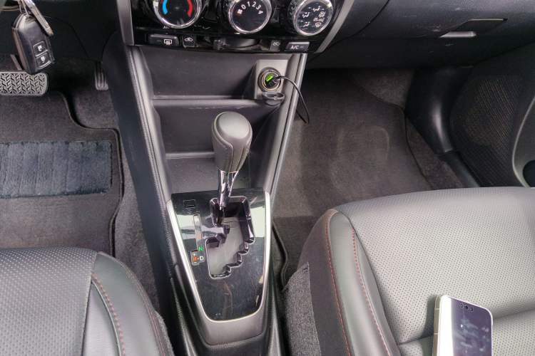 Used Toyota YARiS L Zhi Xuan 2021 X-Trail 1.5L CVT Luxury Edition Gear Lever