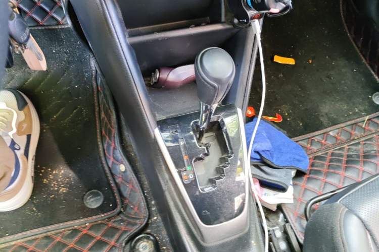 Used Toyota YARiS L Zhi Xuan 2021 X-Trail 1.5L CVT Luxury Edition Gear Lever