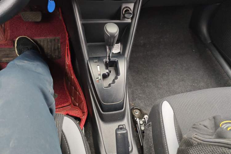 Used Toyota YARiS L Zhi Xuan 2021 X-Trail 1.5L CVT Leading Edition Gear Lever