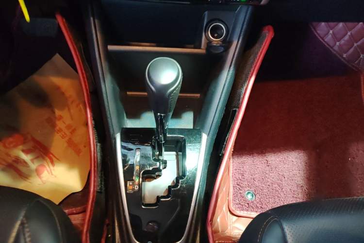 Used Toyota YARiS L Zhi Xuan 2021 X-Trail 1.5L CVT Luxury Edition Gear Lever