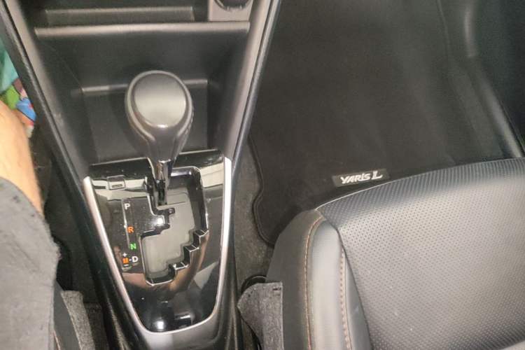 Used Toyota YARiS L Zhi Xuan 2021 X-Trail 1.5L CVT Luxury Edition Gear Lever