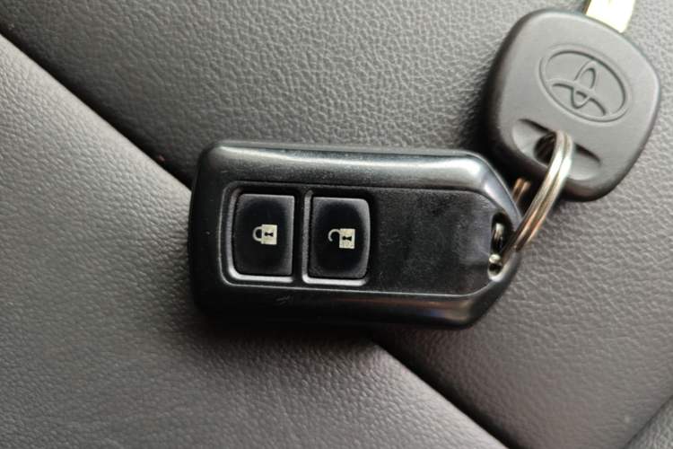 Used Toyota YARiS L Zhi Xuan 2021 1.5L CVT Leading Edition Interior 1