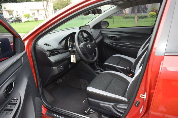 Used Toyota YARiS L Zhi Xuan 2021 X-Trail 1.5L CVT Leading Edition Interior 4