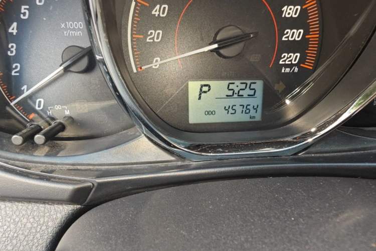 Used Toyota YARiS L Zhi Xuan 2021 X-Trail 1.5L CVT Leading Edition Odometer Close Up